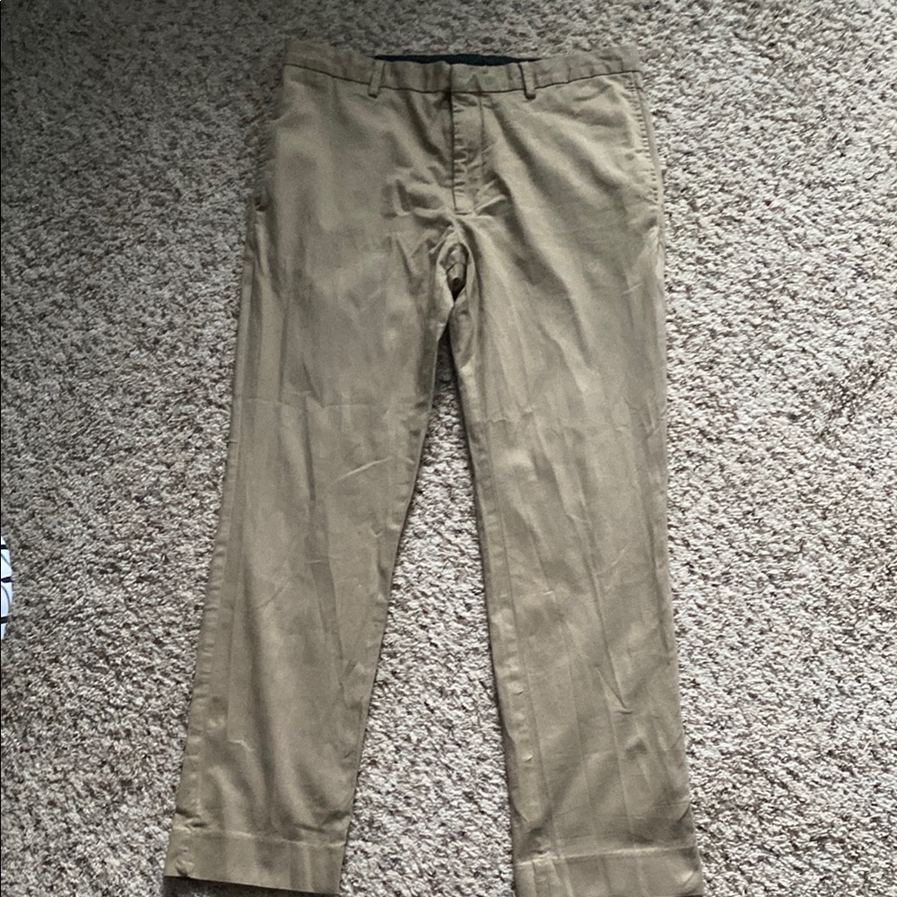 Men’s Banana Republic Khakis